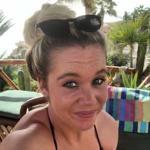 Meet your Posher, Kaitlynn